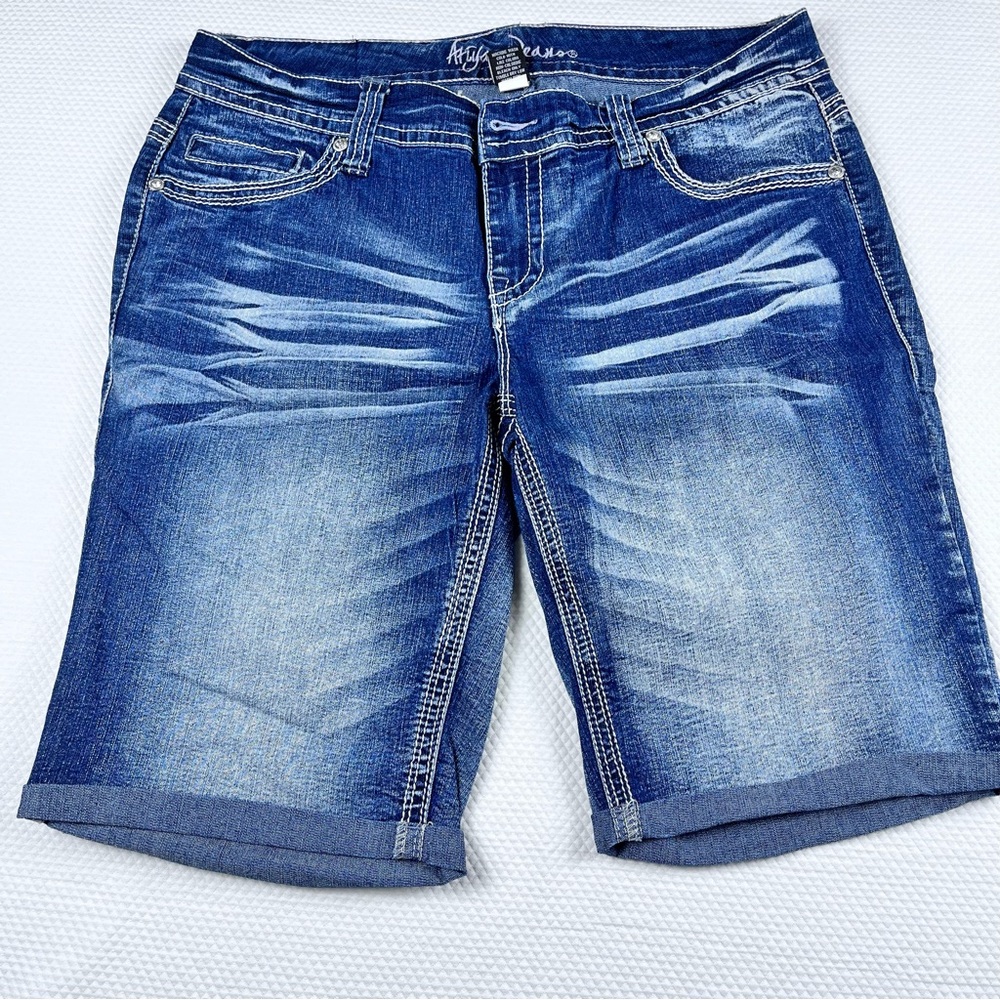 Ariya Blue Jean Shorts Size 14